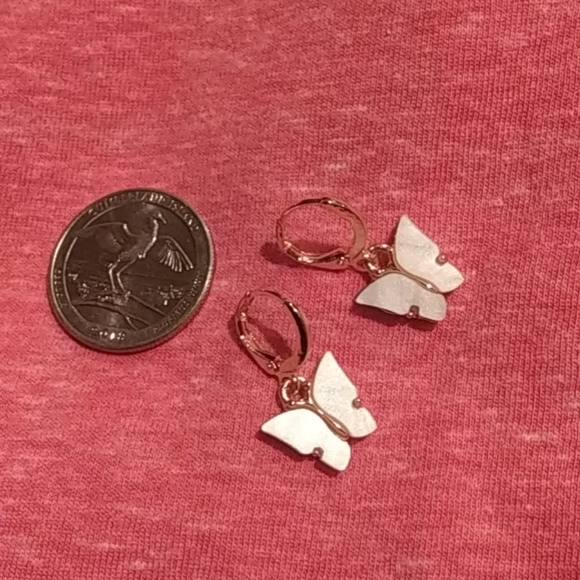 BUTTERFLY New Dainty Drop Pendant Huggie Style Pirced Ear Earrings - Picture 13 of 13